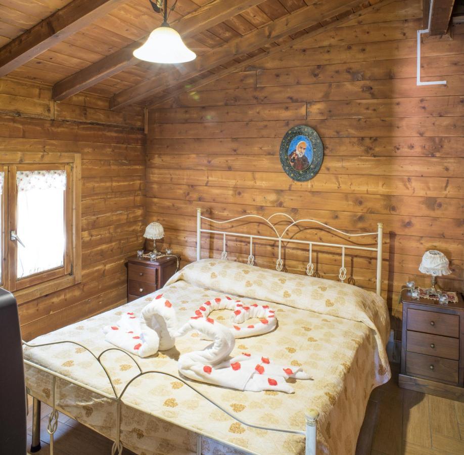 Rooms & Restaurant Il Castagneto Кампанья Экстерьер фото