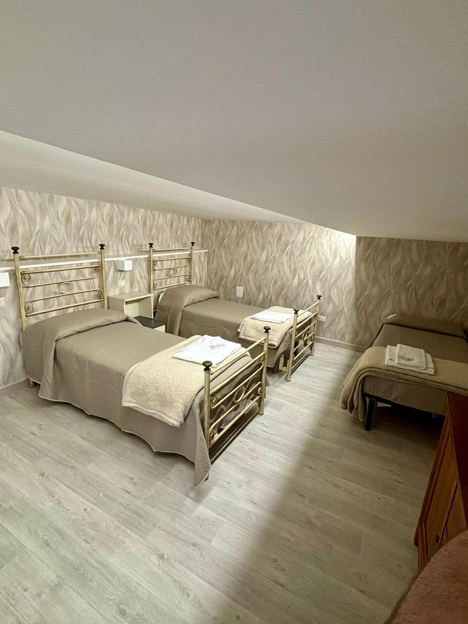 Rooms & Restaurant Il Castagneto Кампанья Экстерьер фото